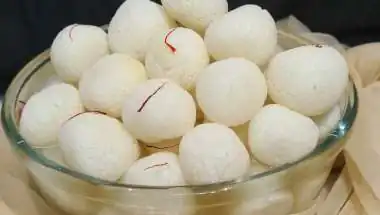 Bikaner's Culinary Shift: Rasgulla Sales Plunge 70% as Camel Milk Ice Cream Rises Amidst 55°C Heat