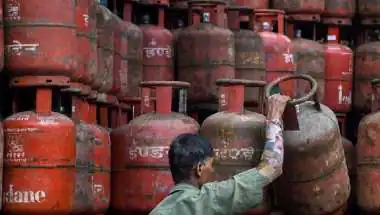 Rajasthan Businesses Face Renewed Strain as Commercial LPG Cylinder Prices Climb by ₹42, ₹1,532 Increase in Six Months