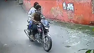Brazen Mobile Snatchers Strike Again in Ajmer, Woman Robbed in Daylight with CCTV Capture