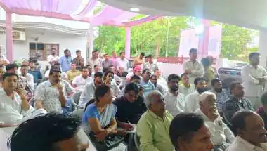 Ajmer Civic Elections: Congress Kicks Off 'Aapke Dwar' Campaign with Temple Blessings, Targets BJP's 'Misrule'