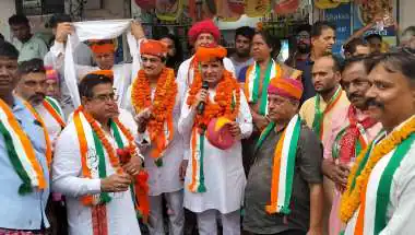 Ajmer Congress Kicks Off 'Aapke Dwar' Campaign with Grand Outreach in Mahaveer Colony